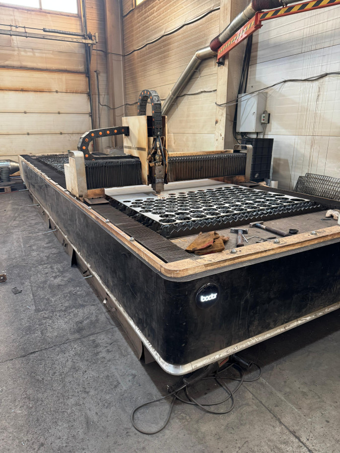 Установка лазерной резки Bodor А6 6000